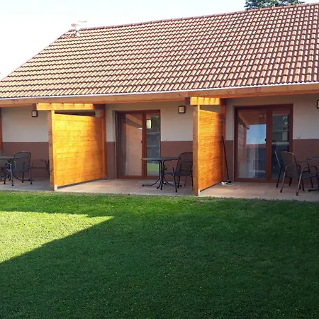 V Lednici Na Morave * Břeclav